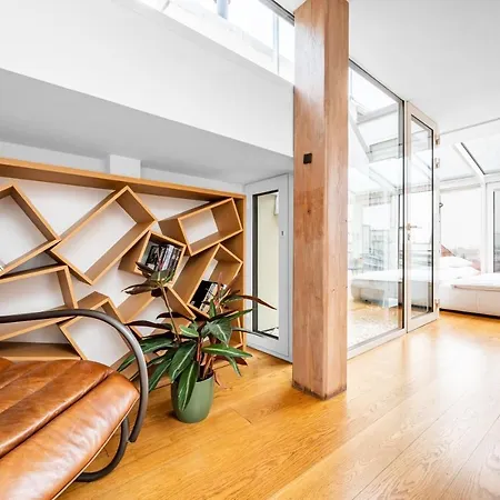 Malostranska Apartmanhotel 4*
