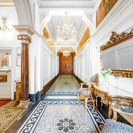 Malostranska 4*