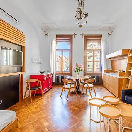 Malostranska Aparthotel 4*