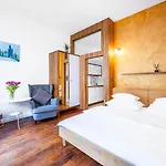 Malostranska Ξενοδοχείο με διαμερίσματα 4*