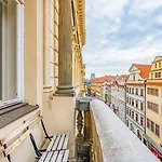 Malostranska 4*