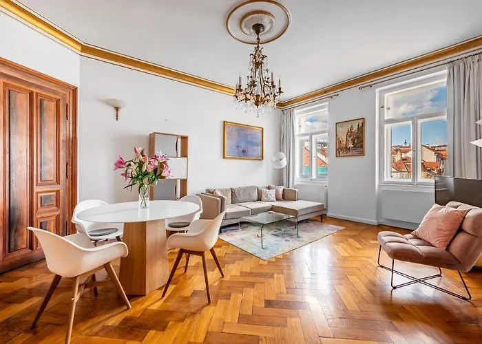 Malostranska 4*