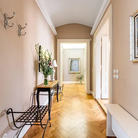 Malostranska Aparthotel 4*